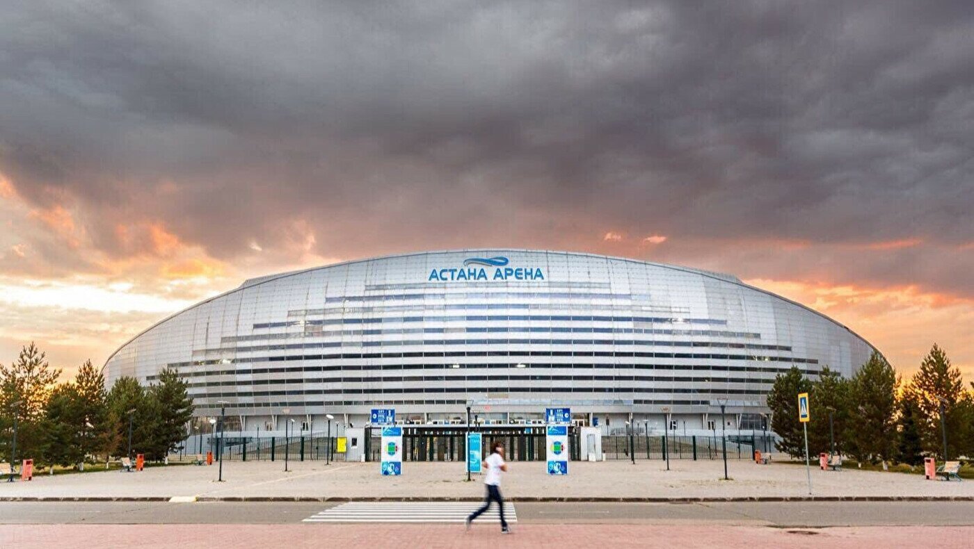 Стадионы казахстана. Астана Арена стадион. Астана Арена Казахстан. Астана Арена футбол стадионы. Вместимость стадиона Астана Арена.